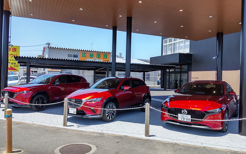 マツダオートザム空港東店